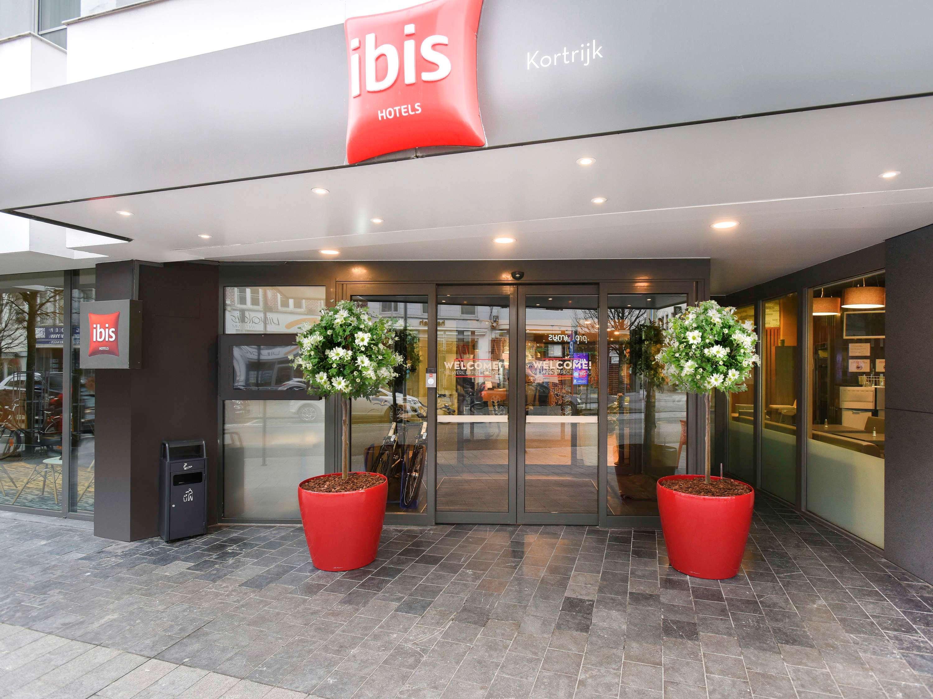 Ibis Kortrijk Centrum Eksteriør bilde